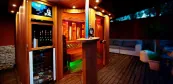 Venkovní sauna s barovým pultem, s barovou ledničkou Venkovní sauna s barovým pultem, s barovou ledničkou